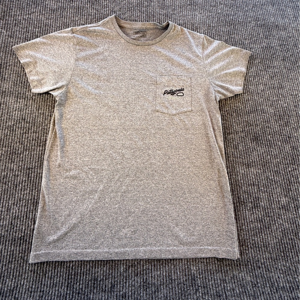 Patagonia Womens Large Gray Viva Los Funhogs Pocket T-Shirt Slim Fit Heathered